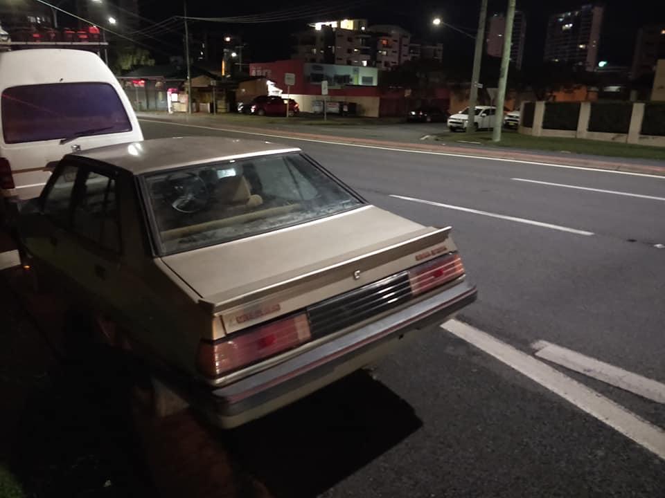 Champagne coloured Sigma GSR Sedan for sale Australia (7).jpg