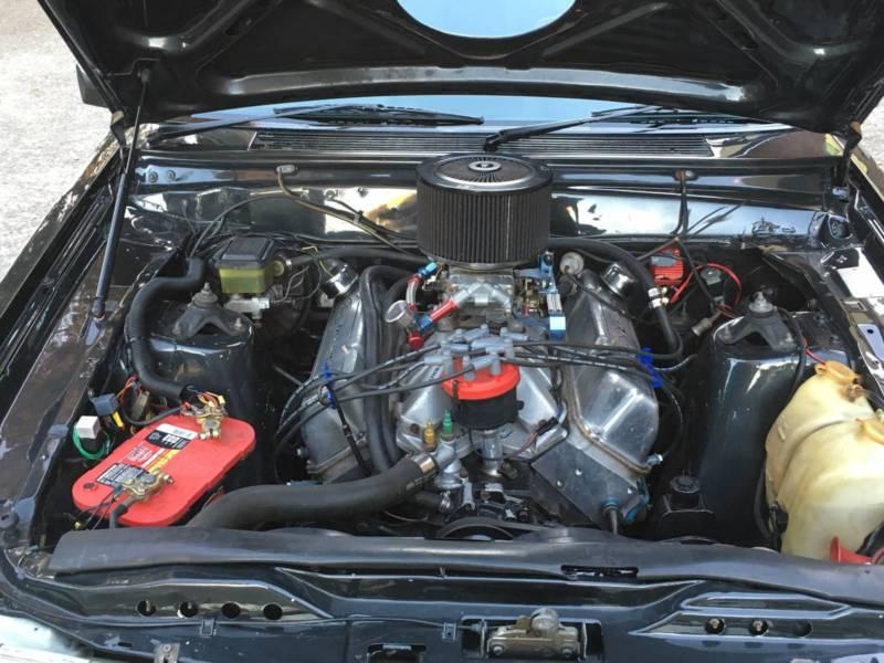 Charcoal on charcoal Ford XE ESP original 6-cylinder carby car 1982 (6).JPG