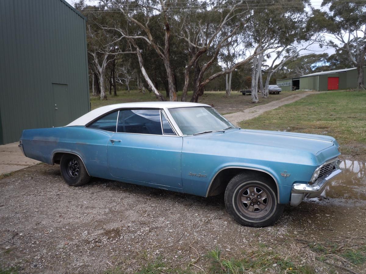 Chev Impala SS coupe Australia blue.JPG