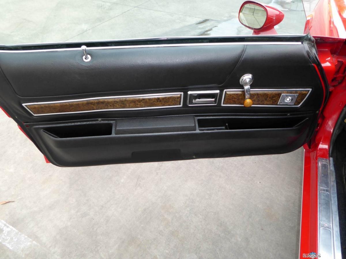 Chevrolet Camero SS door card.JPG