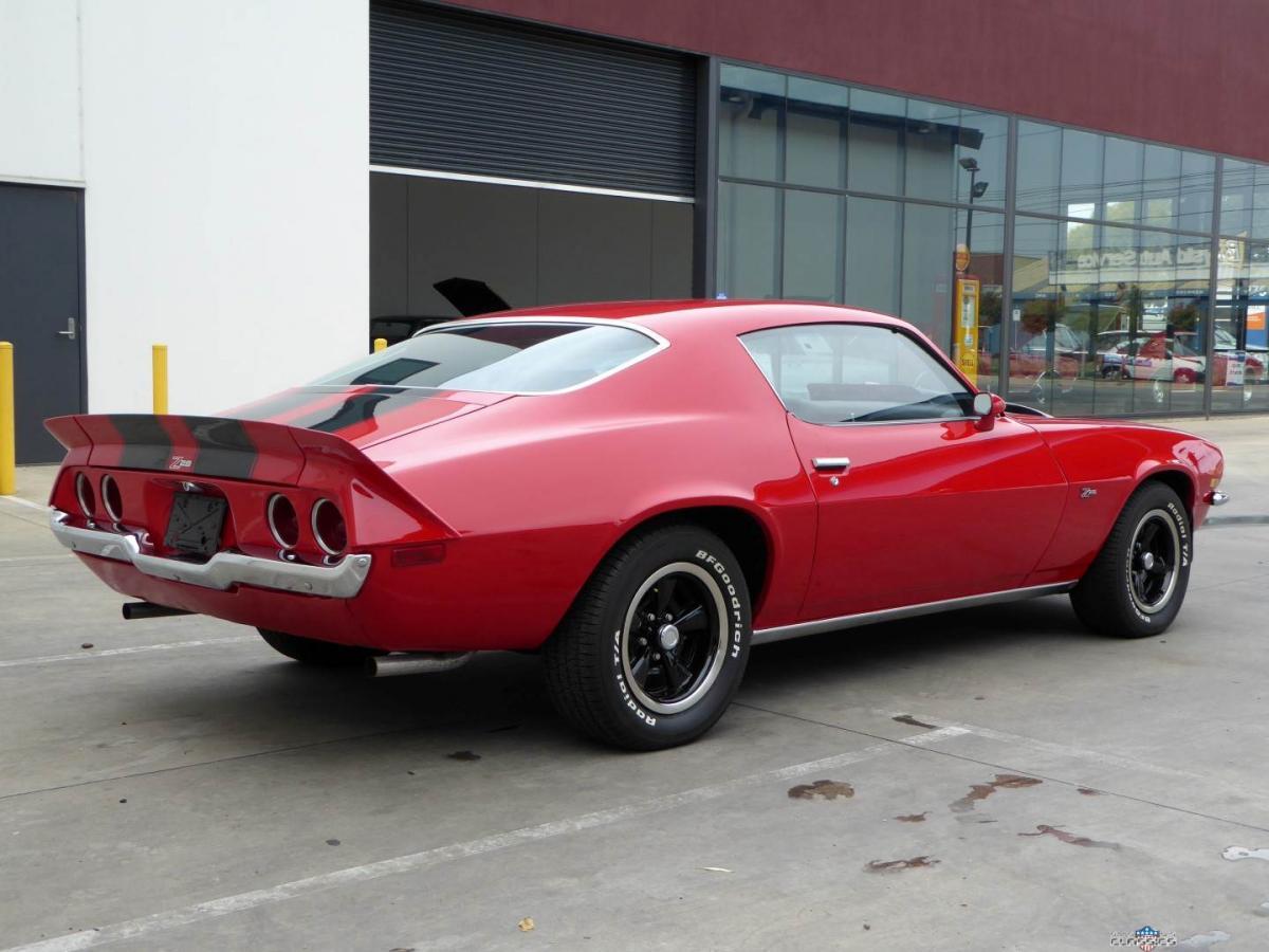 Chevrolet Camero SS rear quarter panel.JPG