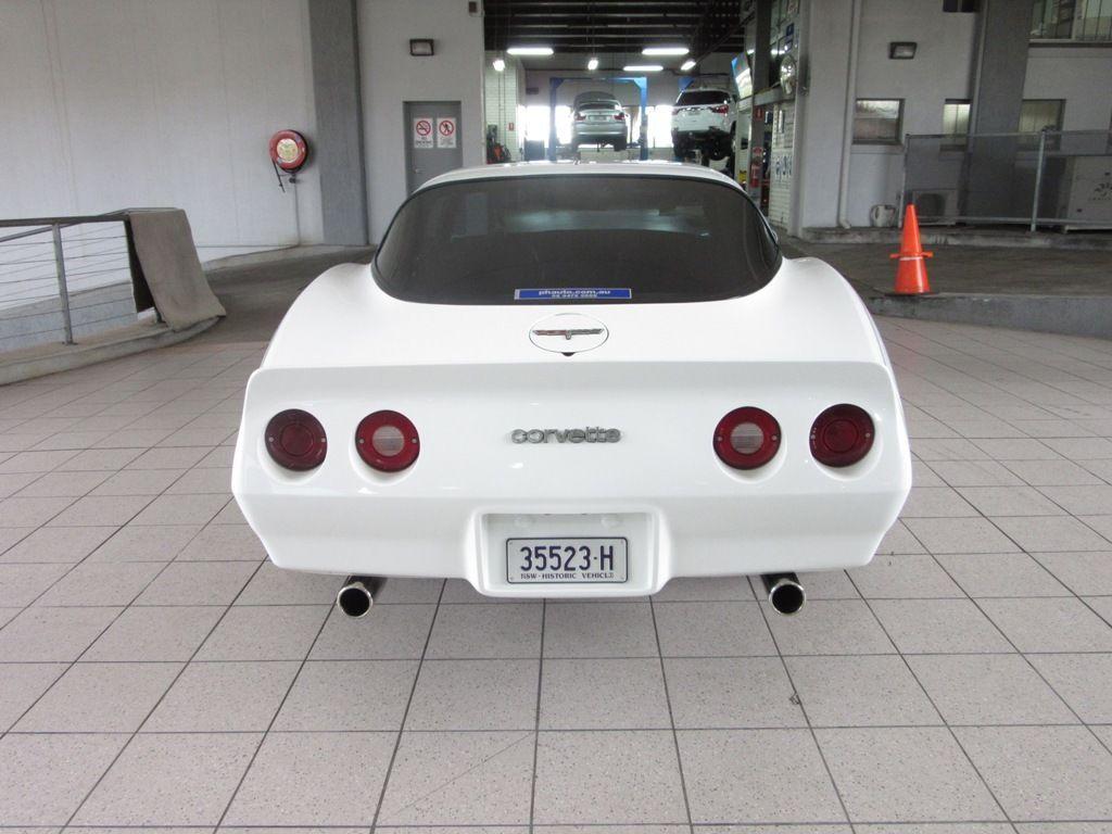 Chevrolet Corvette C3 Stingray rear tail lights.jpg