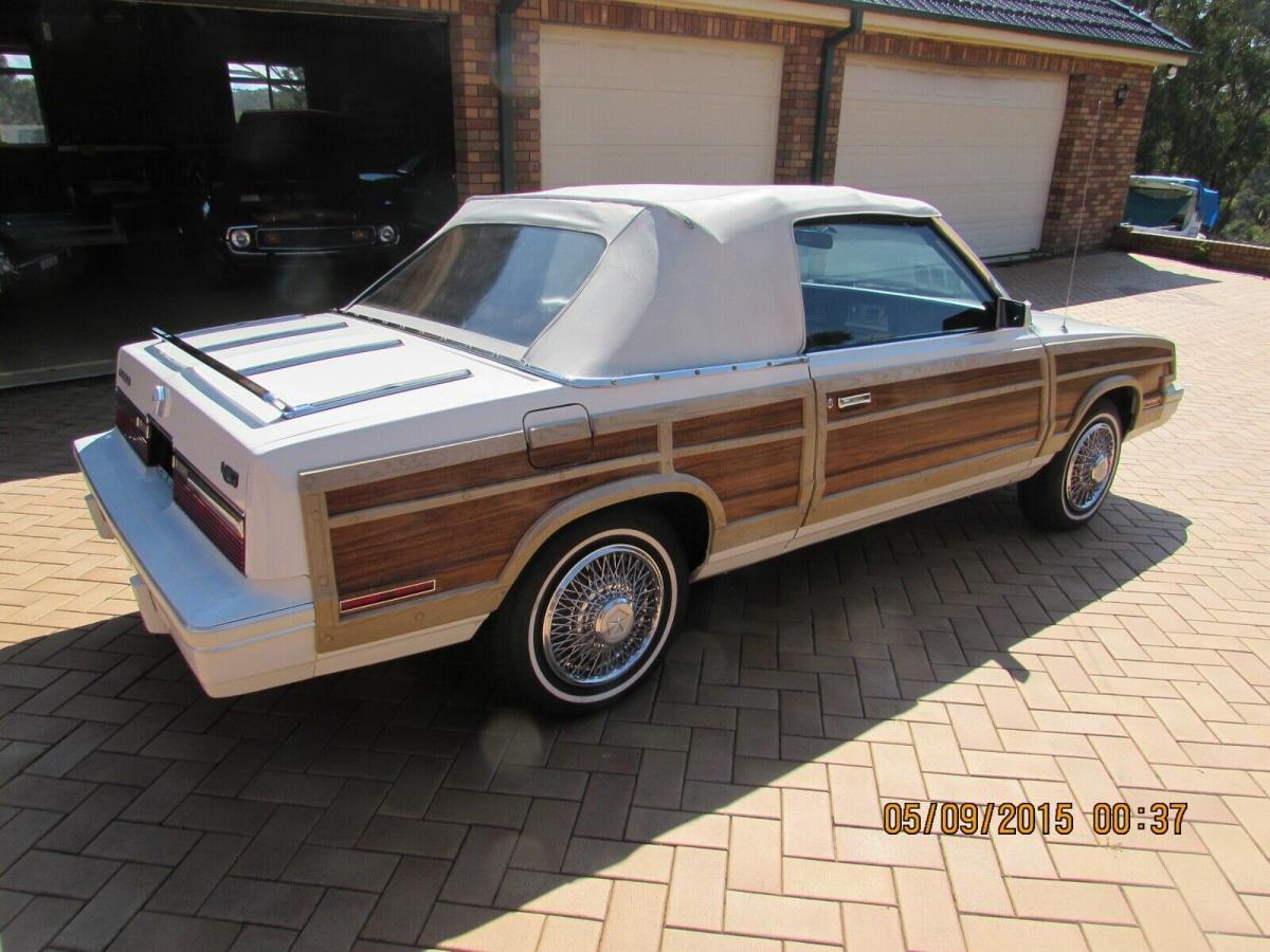 Chrysler LeBaron Town and Country Convertible restored Australia images (1).jpg