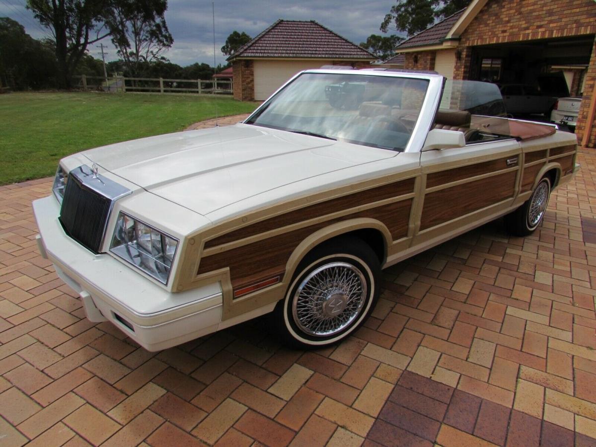 Chrysler LeBaron Town and Country Convertible restored Australia images (4).jpg