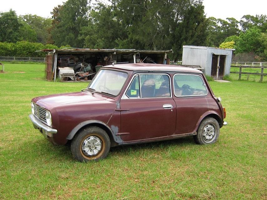 Clubman LS 1275 burgandy 03.jpg