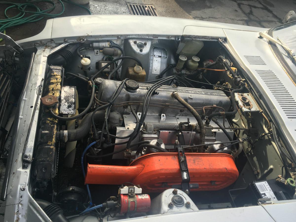 Datsun 240z engine bay.jpg