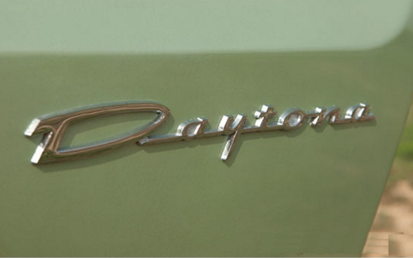 Daytona badge studebaker 1966 6 cylinder.png