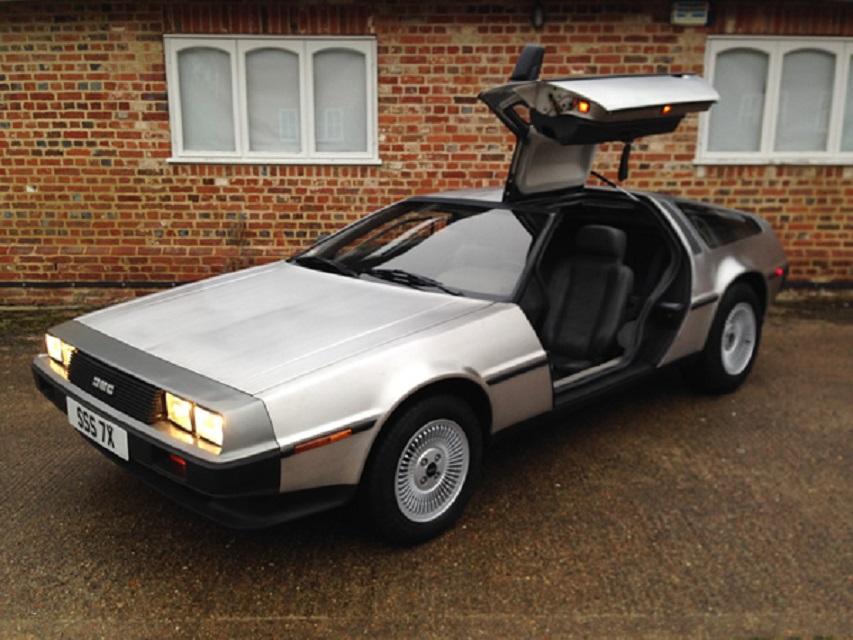 DeLorean (1).jpg