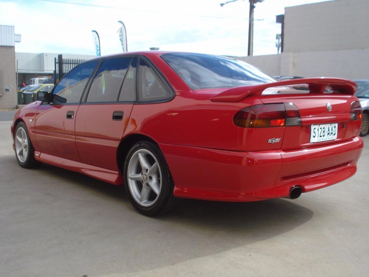 Diablo Red 1994 Holden HSV VR GTS 215i images (1).jpg