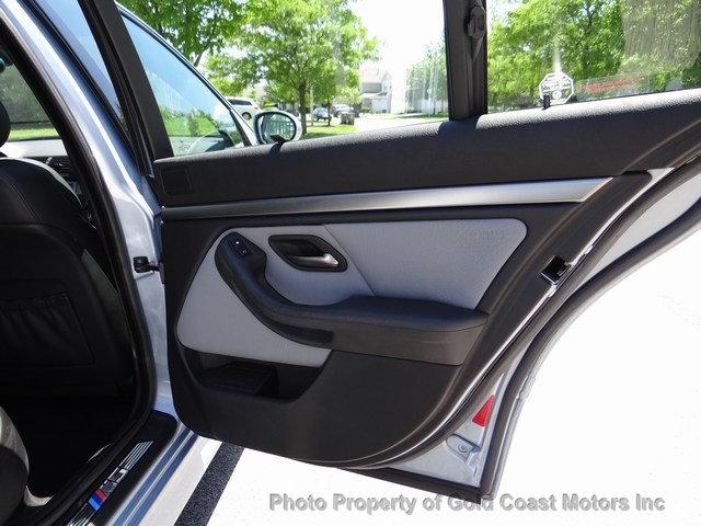 E39 M6 door cards.jpg