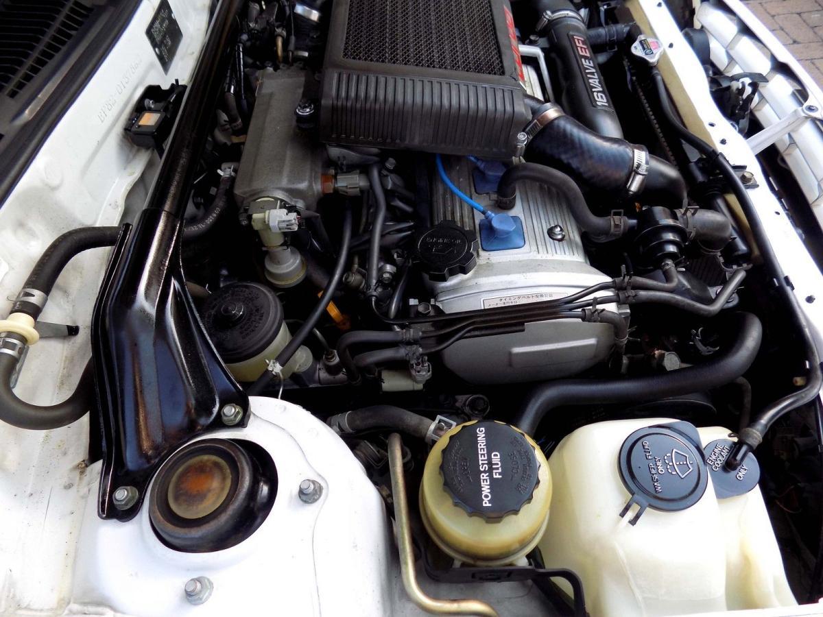 EP82 1991 Toyota Starlet GT Turbo white images (9).jpg