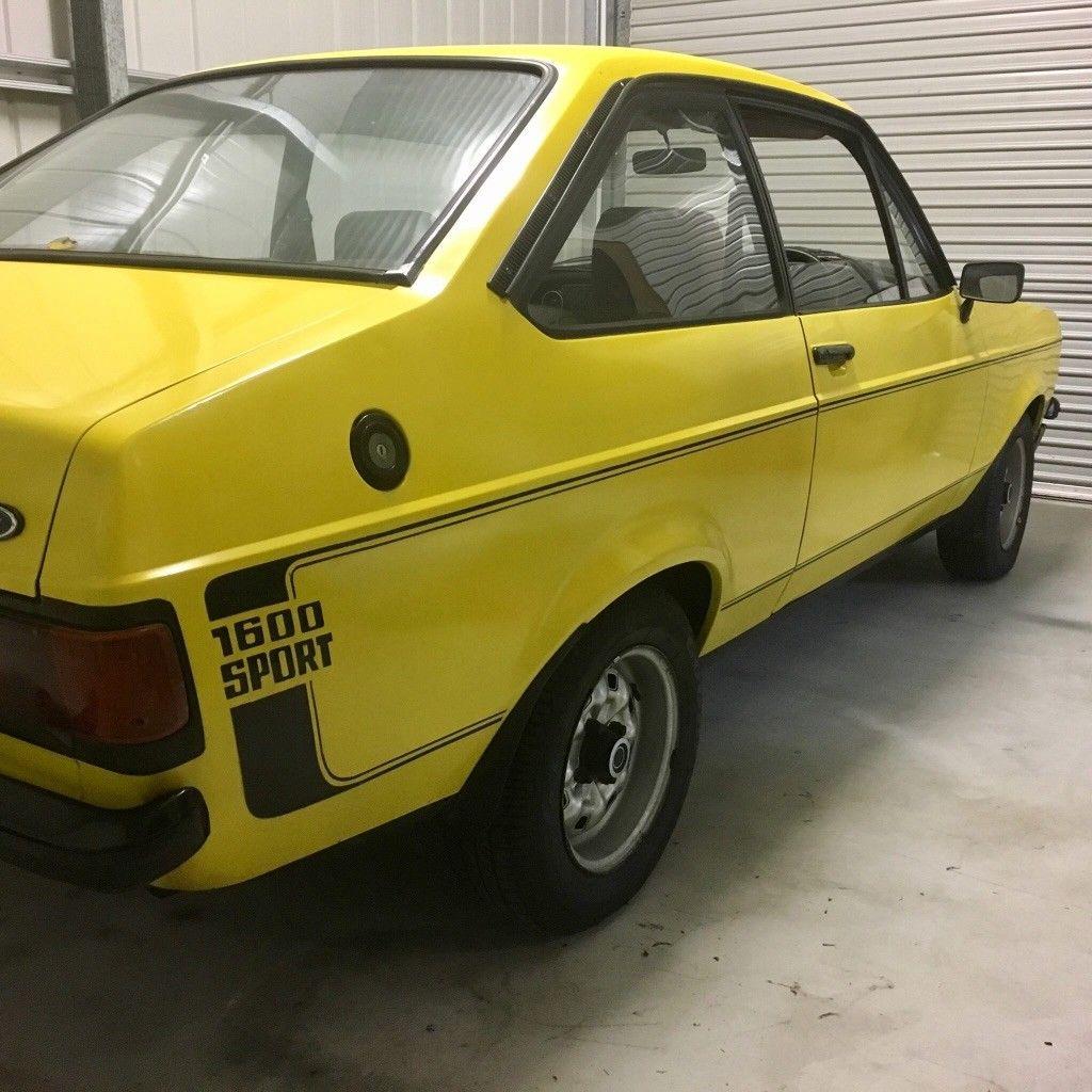 Escort 1600 Sport from South Africa Yellow images (11).jpg