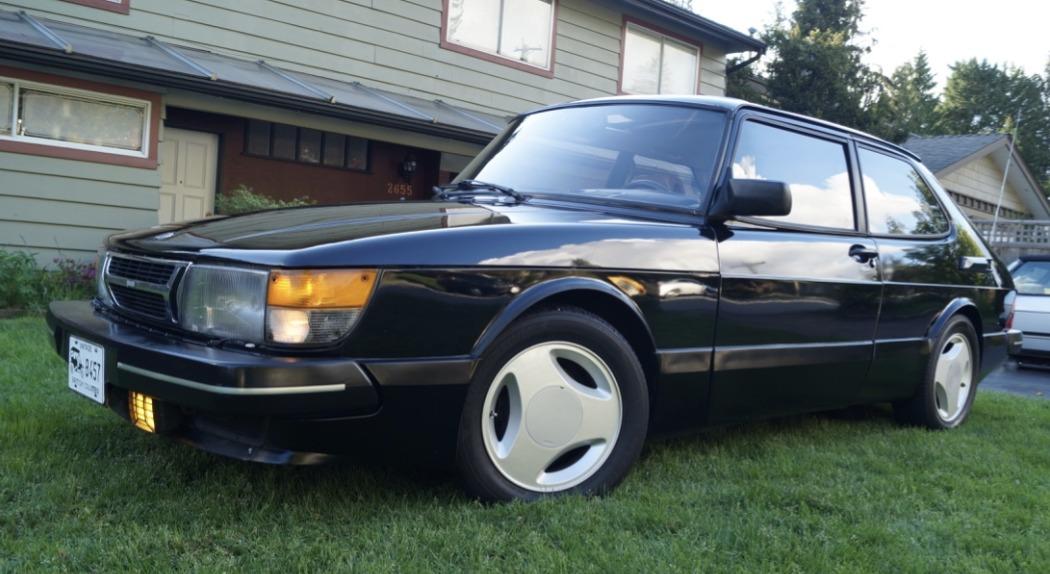 Exterior Saab 900 SPG 1985 Black Canada (1).jpg