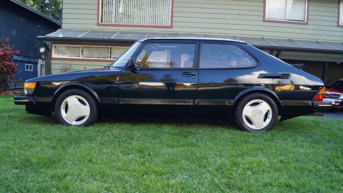 Exterior Saab 900 SPG 1985 Black Canada (6).jpg