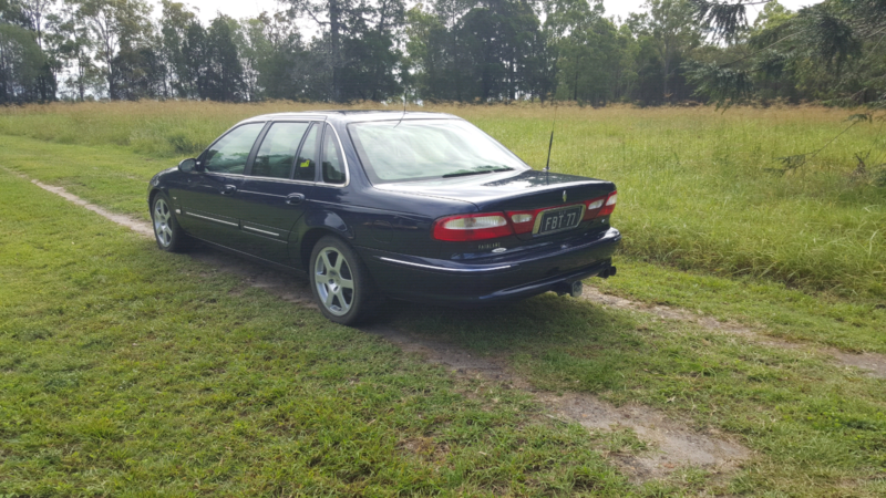 FBT Fairlane Tickford NL Number 077 of 106 Navy Blue (1).PNG