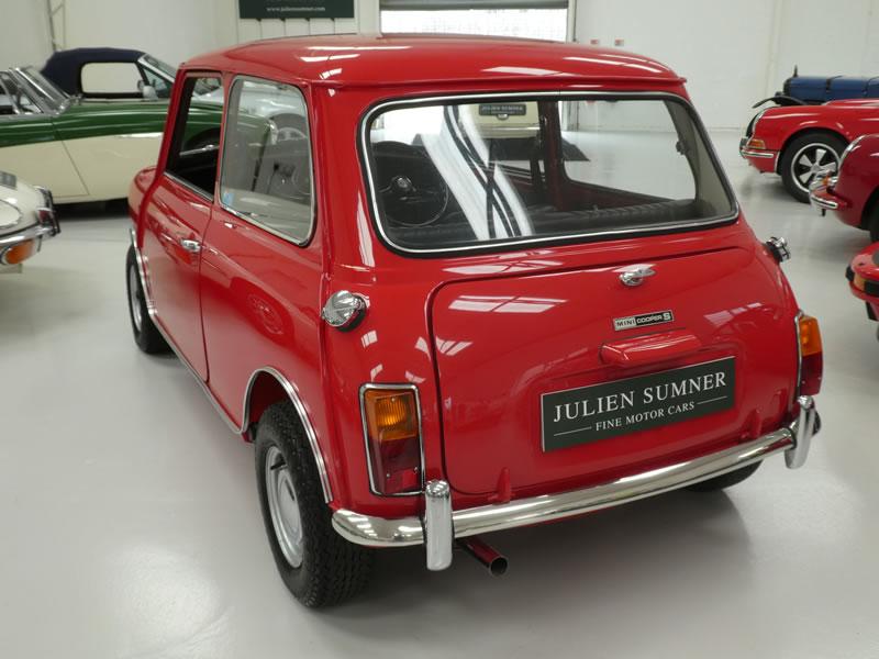 Flkame Red MKIII MK3 Cooper S for sale UK 1971 images 2022 (14).jpg