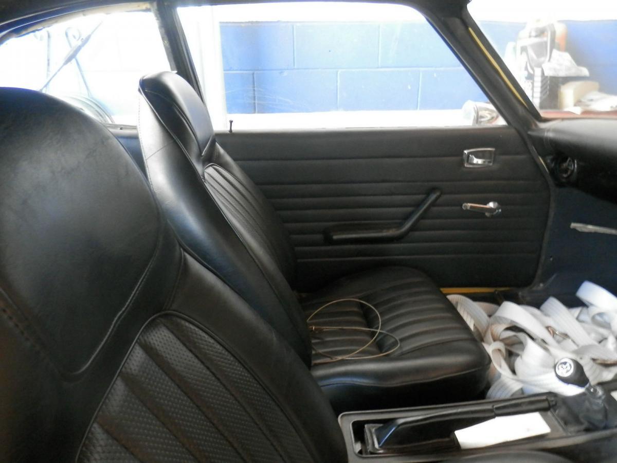 Ford Capri Perana Basil Green interior.jpg