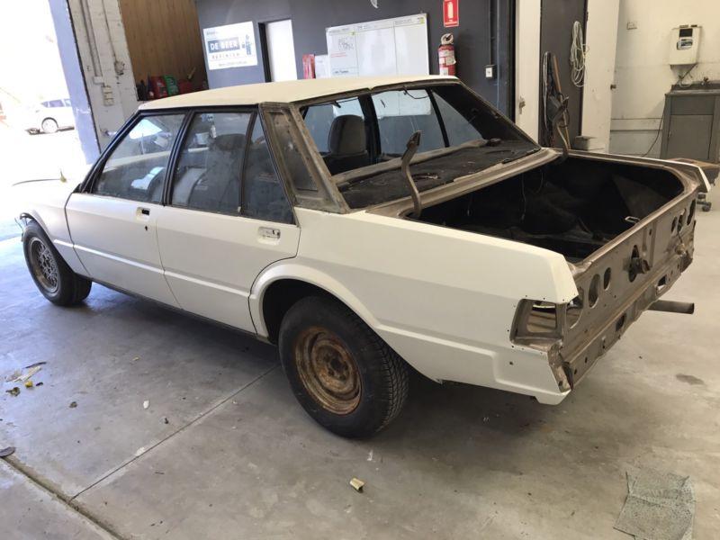 Ford Fairmont Ghia XE ESP Sovereign Gold Metallic 1984 restoration (10).JPG