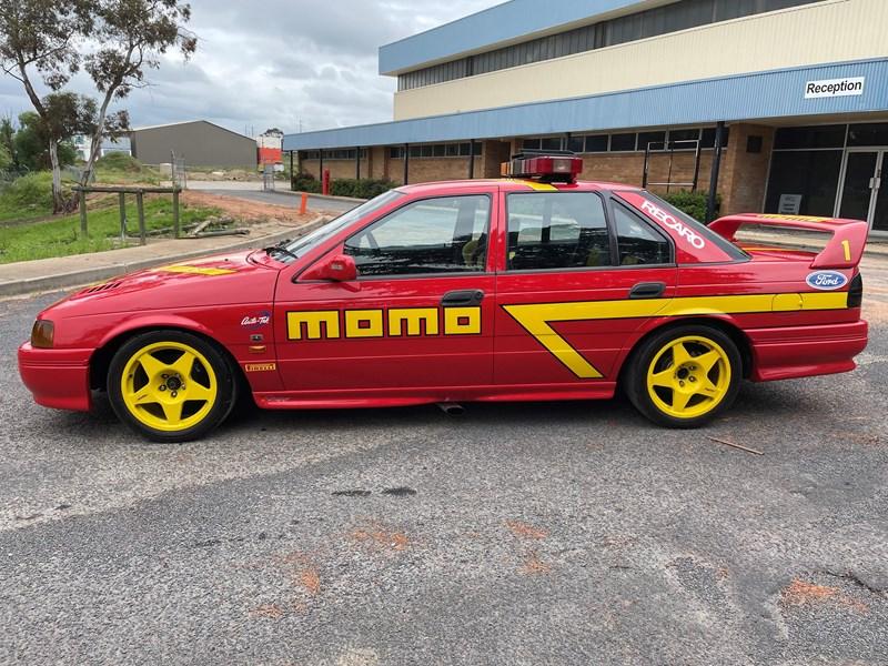 Ford Falcon EA pre production XR8 Momo Pace car images Autotek (2).jpg