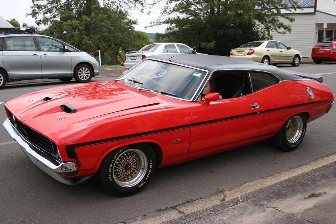 Ford Falcon XB GS Hardtop coupe 1974 (1).jpg