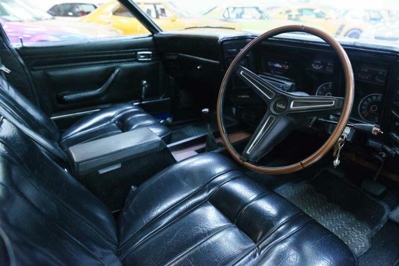 Ford Falcon XB GT Front interior.jpg