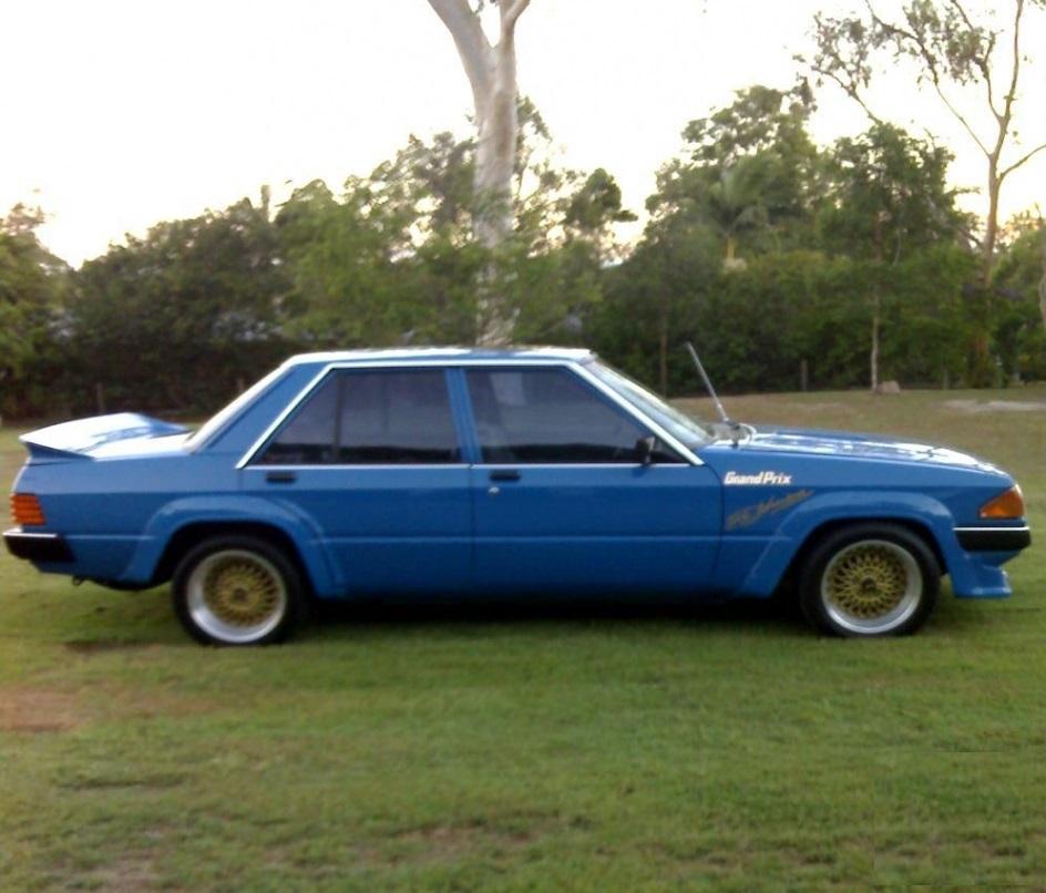 Ford Falcon XE Dick Johnson Grand Prix Turbo 1983 car number 2 (14).jpg