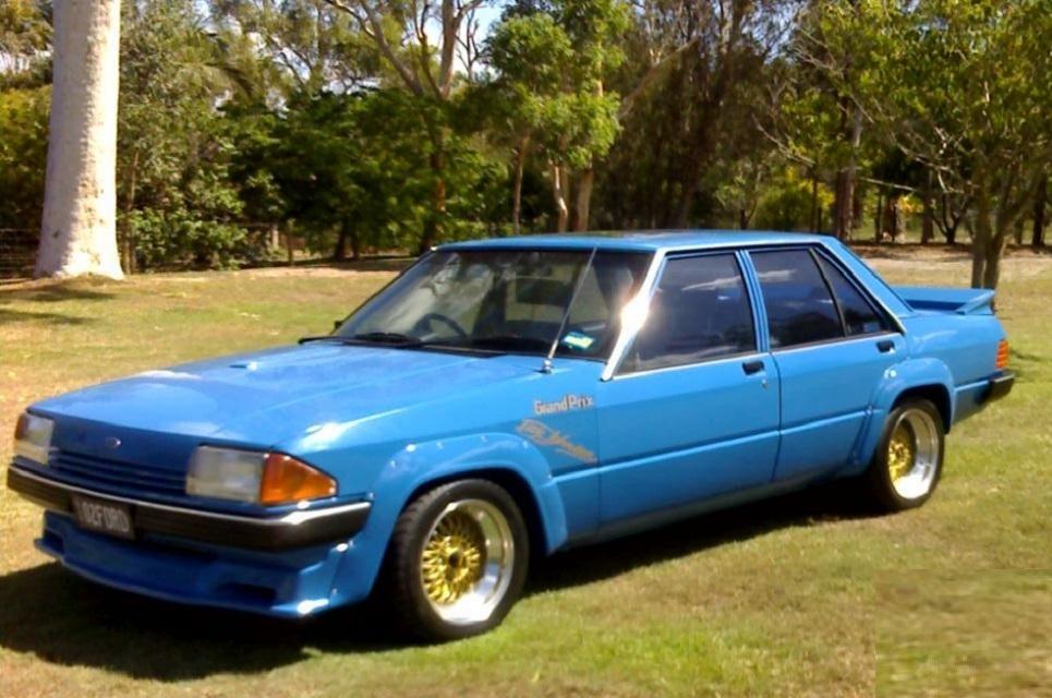 Ford Falcon XE Dick Johnson Grand Prix Turbo 1983 car number 2 (2).jpg