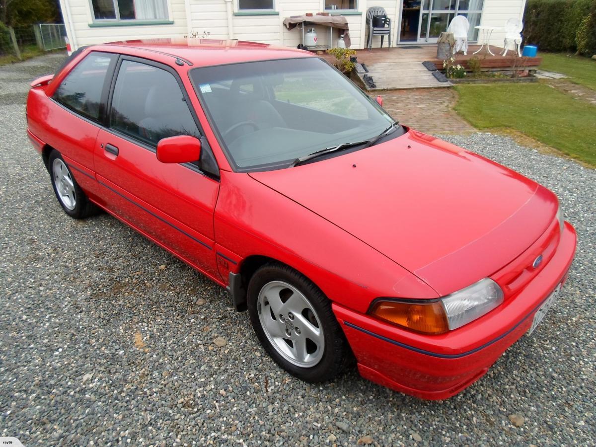 Ford Laser TX3 Red images non turbo 1994 NZ (3).jpg