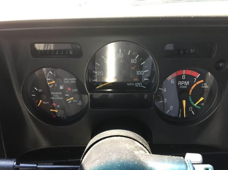 GMC Syclone dash cluster.jpg