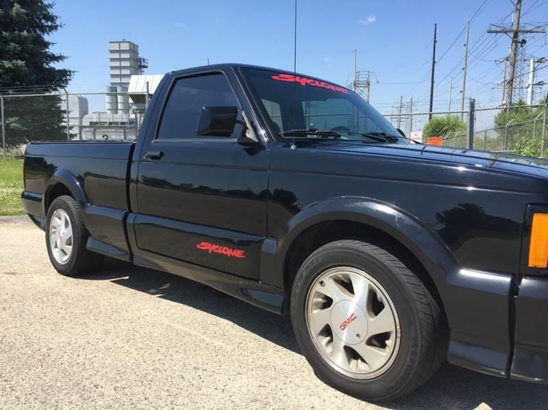 GMC Syclone side profile.jpg