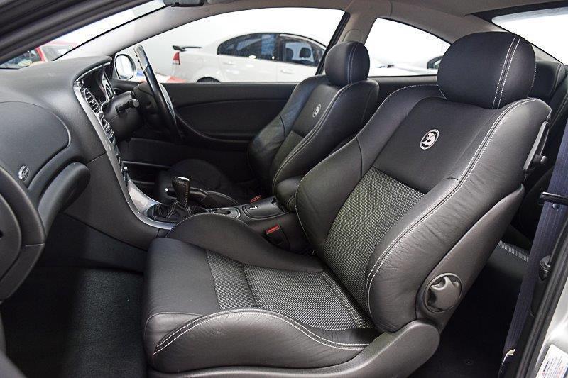 GTS Monaro front seats.jpg