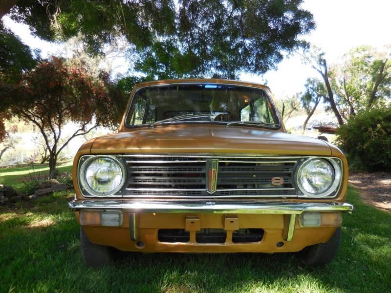 Gold Nugget Leyland Mini 1275LS Australia Orange NSW 2016 (3).JPG