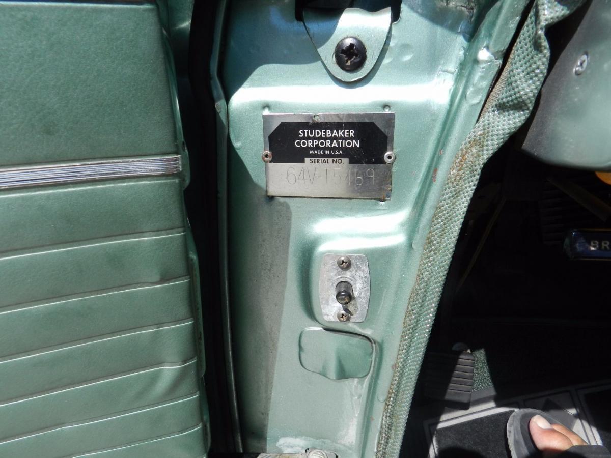 Green 1964 Sudebaker Daytoina Convertible V8 Florida (14).jpg