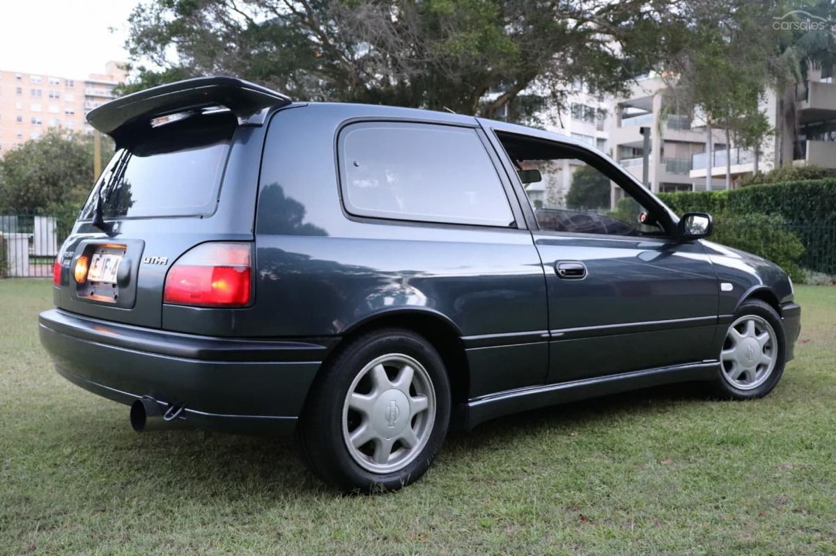 Gunmetal Grey NJissan Pulsar GTiR 1990 images Australia (3).jpg