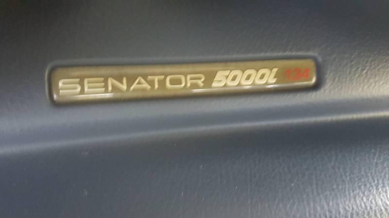 HSV Senator 5000i 1993 white images VP Holden (9) interior.JPG