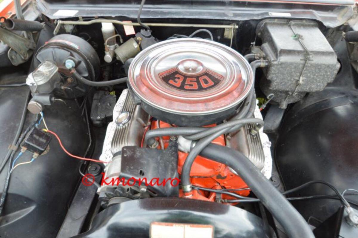 HT Monaro 350 Engine.jpg