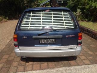 Holden Commodore VP Sports Wagon Blue on Silver (1).JPG