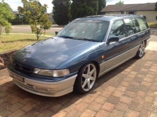 Holden Commodore VP Sports Wagon Blue on Silver (5).JPG