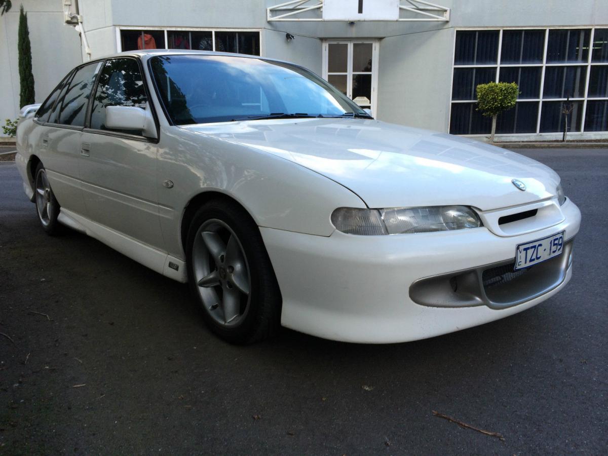 Holden HSV Senator 185i body kit.jpg