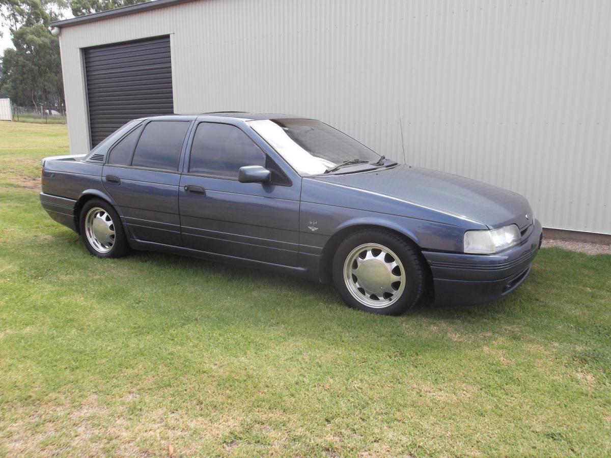 Indigo Blue Ford Falcon EA Brock B8 limited edition 1989 (1).jpg