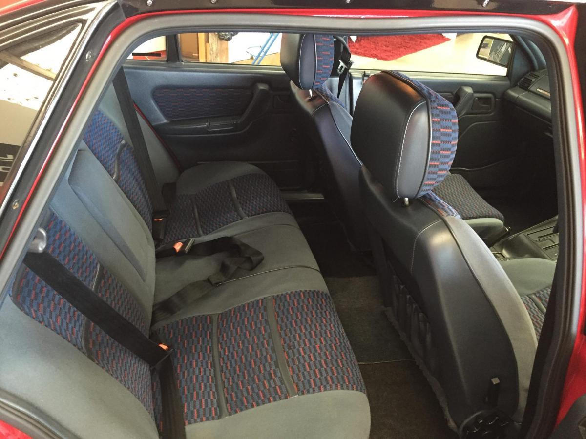 Interior 1992 VP HSV Holden Red build number 228 images clubsport (12).jpg