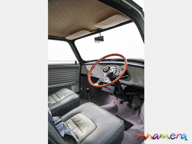 Interior images - 1965 Morris Cooper S 970cc (4).jpg