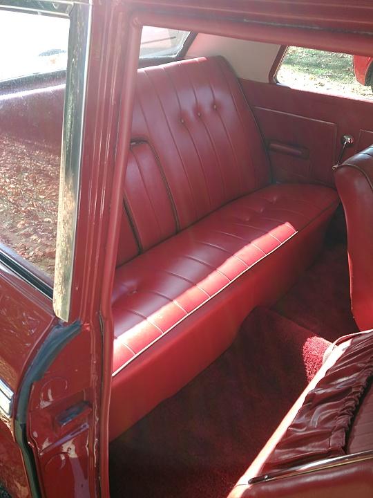 Interior images 1965 Studebaker Daytona Sports Sedan Red vinyl (6).jpg