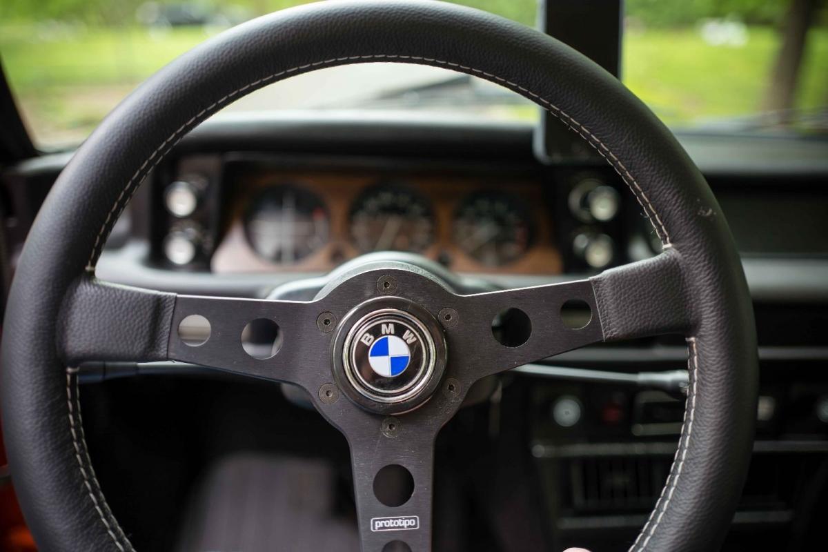 Interior images 1974 BMW 2002 Tii black (2).jpg