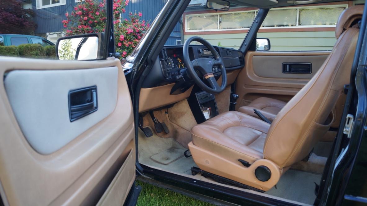 Interior images beige leather Saab 900 SPG 1985 (10).jpg