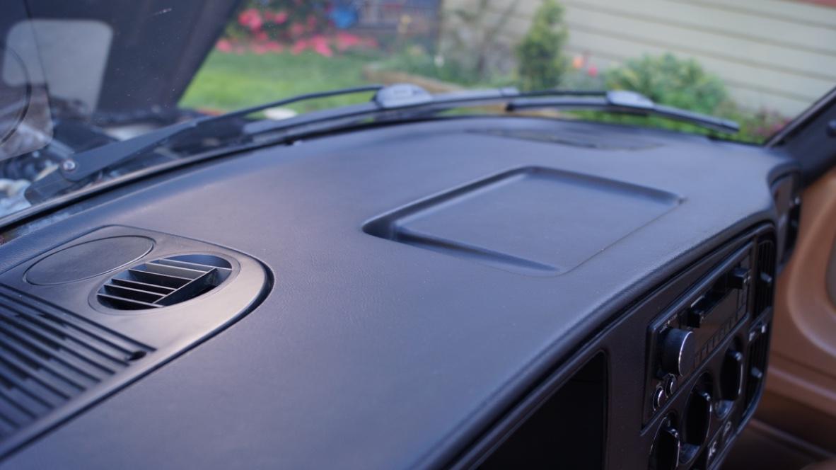 Interior images beige leather Saab 900 SPG 1985 (14).jpg