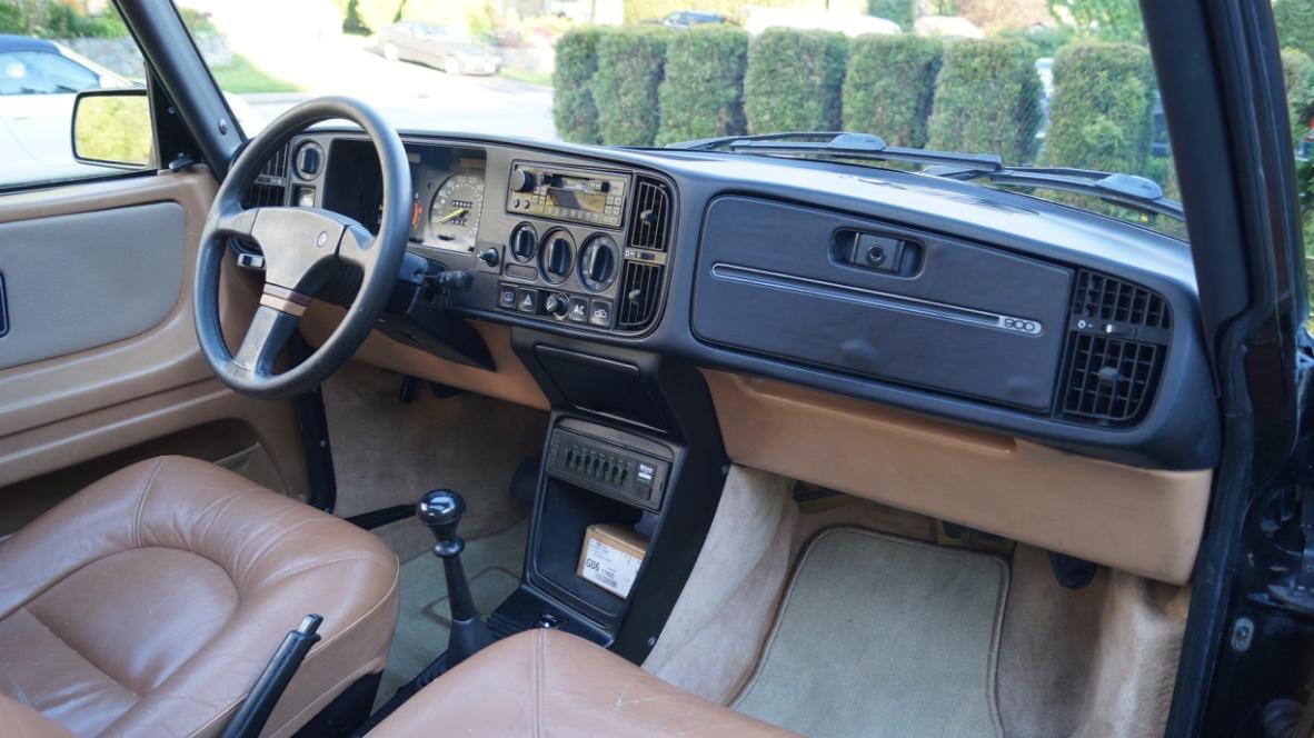 Interior images beige leather Saab 900 SPG 1985 (2).jpg