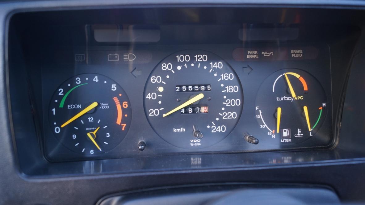 Interior images beige leather Saab 900 SPG 1985 (4).jpg