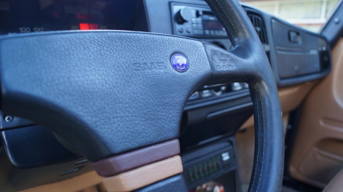 Interior images beige leather Saab 900 SPG 1985 (7).jpg