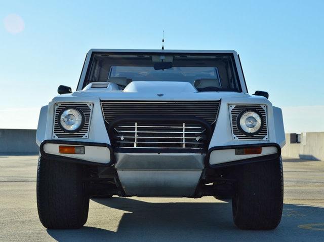 Lamborghini LM 001 Front end bull bar.jpg